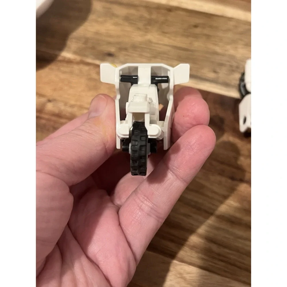 3 LEGO Motorcycle Police white for minifigures (1‎ Missing Lights)  EUC See Pics